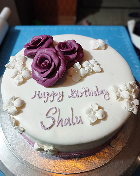 ❤️ Roses Happy Birthday Cake For shalu di