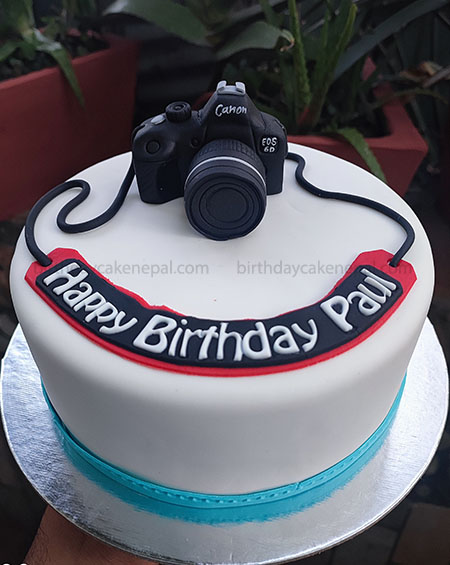 Camera Cake | Themed Cakes and Cake Decorating Videos